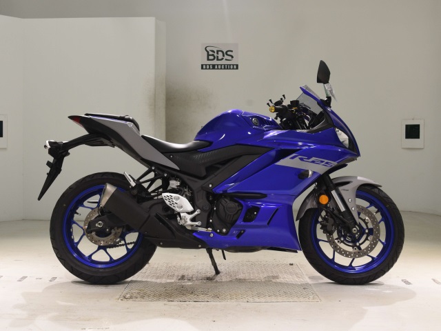 Yamaha YZF-R25 2020