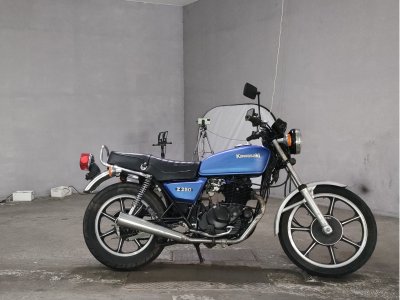 Kawasaki Z250LTD
