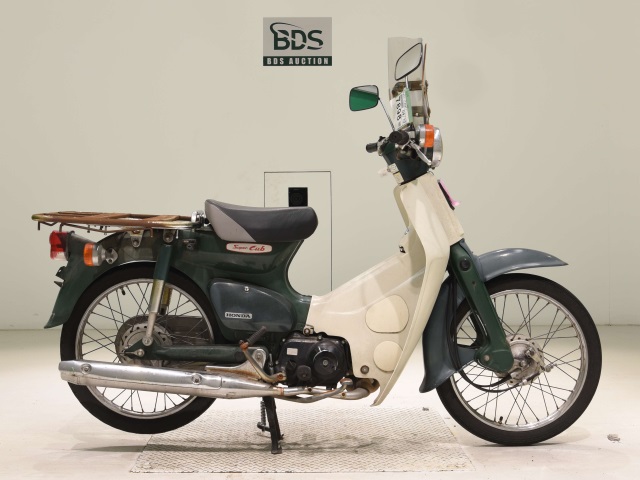 Honda C50 2008