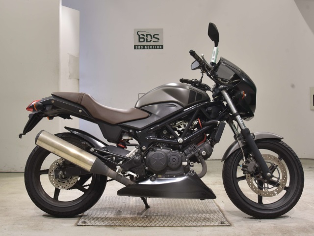Honda VTR250 2017