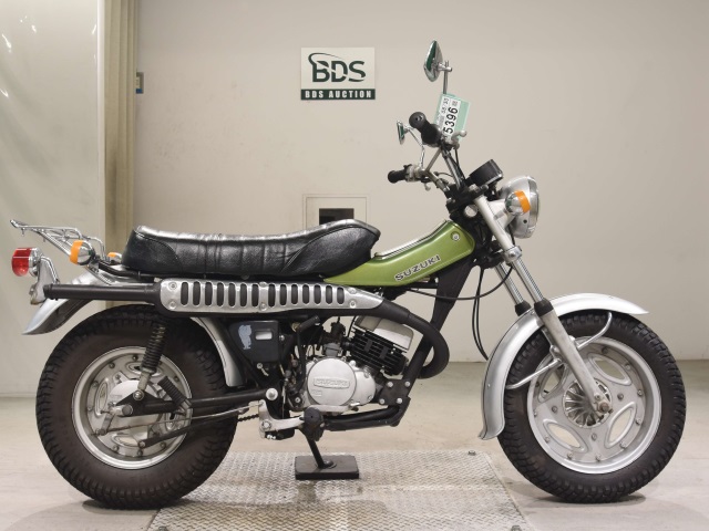 Suzuki RV125