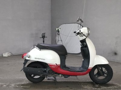 Honda GIORNO 2012