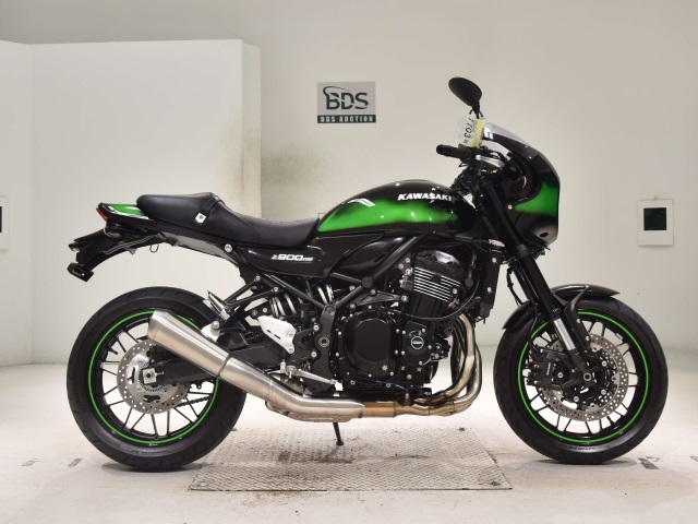 Kawasaki Z900RS CAFE 2025