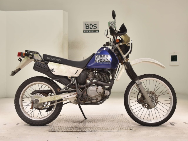Suzuki DJEBEL200