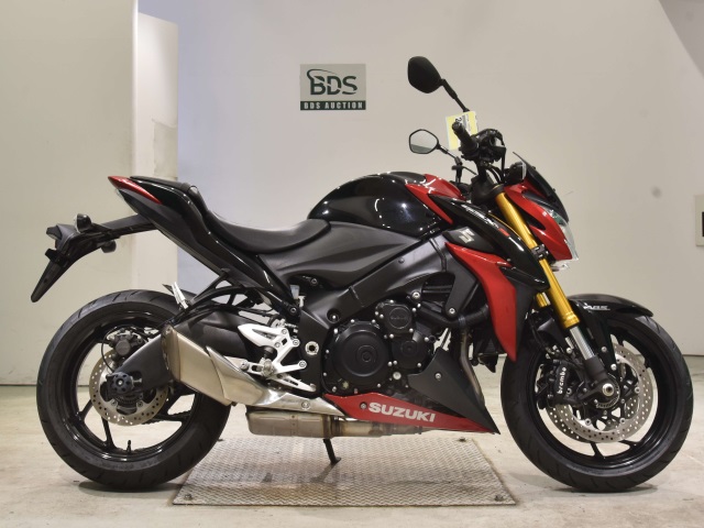 Suzuki GSX-S1000 2015