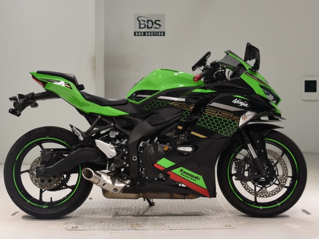 Kawasaki NINJA ZX-25R 2021