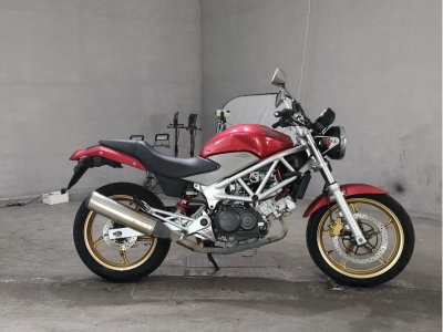 Honda VTR250 2011