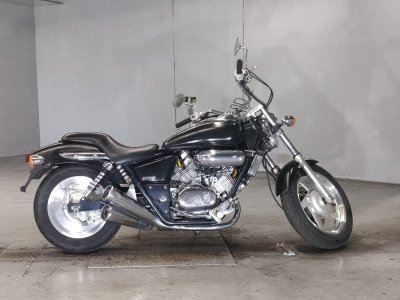 Honda MAGNA250 2005
