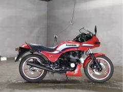 Kawasaki GPZ550 2024
