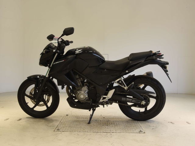 Honda CB250F 2015