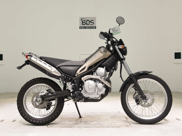 Yamaha TRICKER 2018