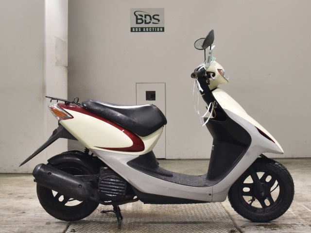 Honda DIO-5 2004