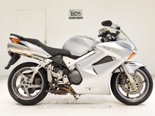 Honda VFR800F 2005