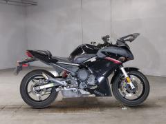 Yamaha FZ6-R 2012