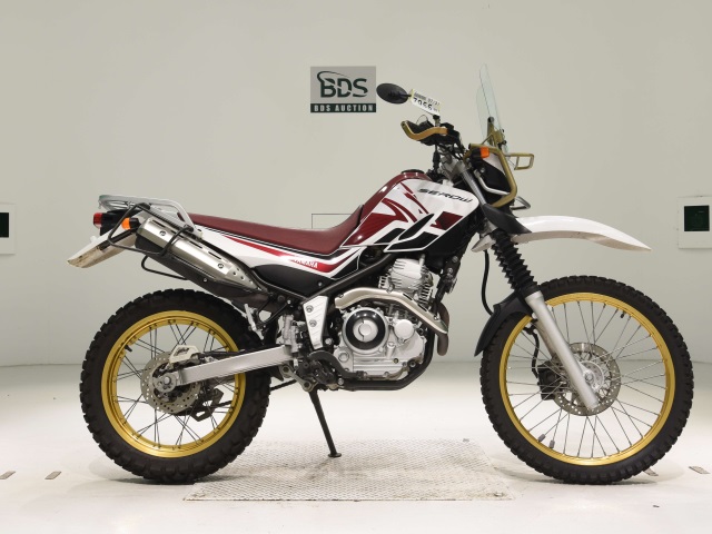 Yamaha SEROW XT250 2012