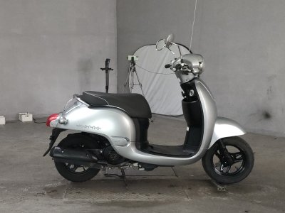 Honda GIORNO 2011
