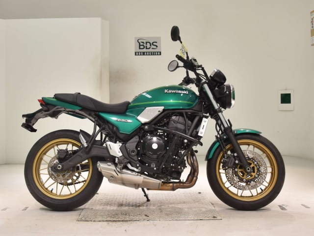 Kawasaki Z650RS 2023