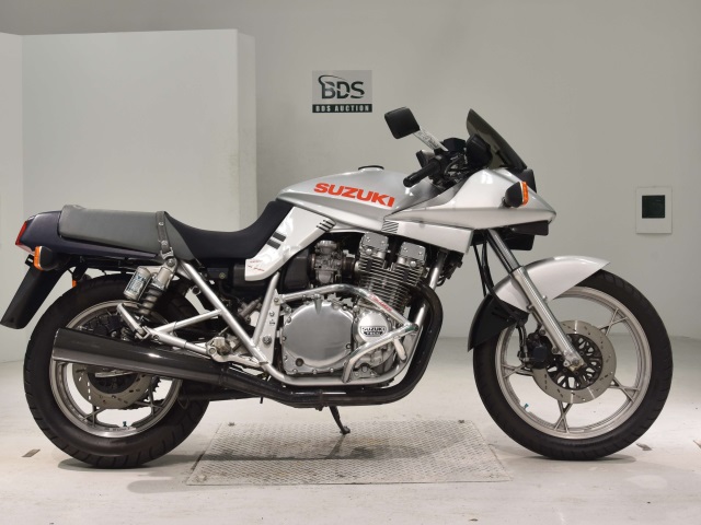 Suzuki GSX1100S KATANA 1998