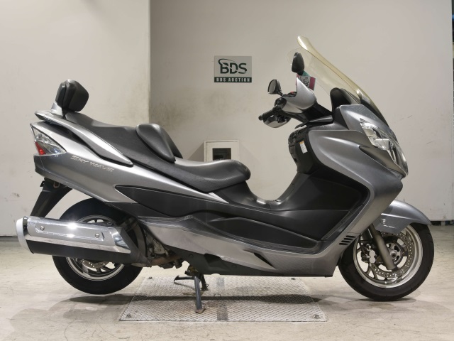 Suzuki SKYWAVE 250S