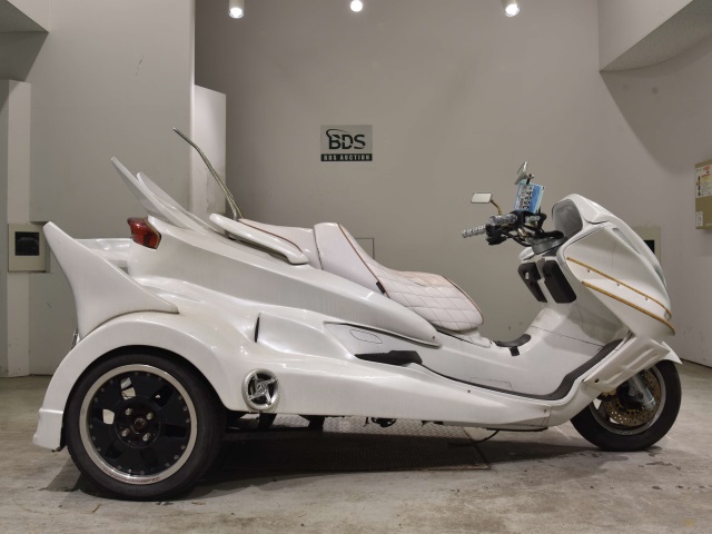 Yamaha MAJESTY 250 TRIKE 2002