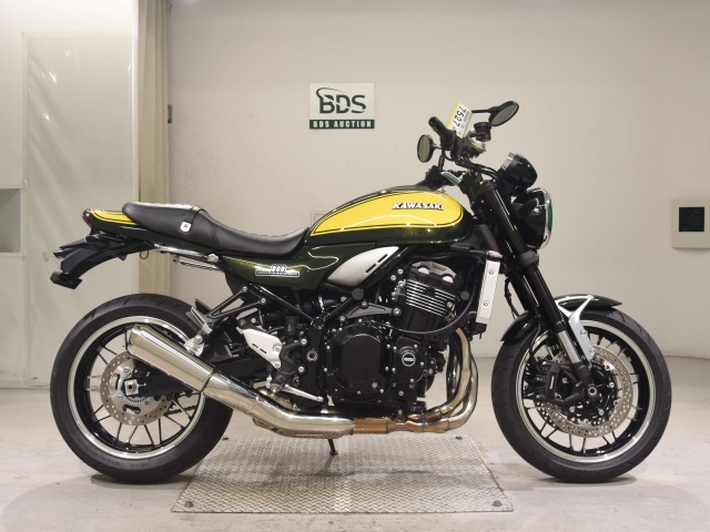 Kawasaki Z900RS YELLOW BALL EDITION 2024