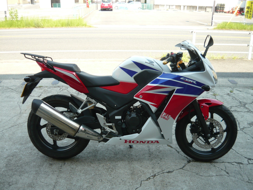 Honda CBR250R 2015