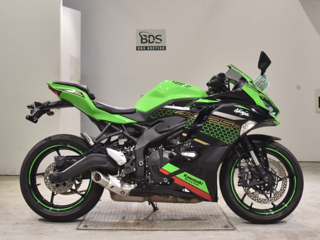 Kawasaki NINJA ZX-25R 2021