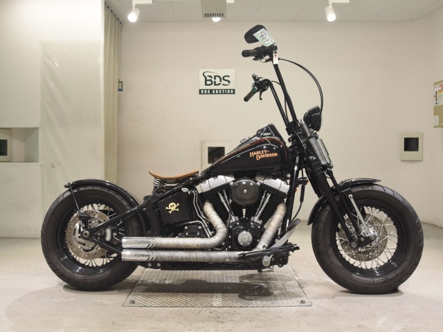 HD CROSS BONES FLSTSB1580 2008