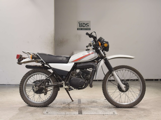 Yamaha DT125R TRAIL