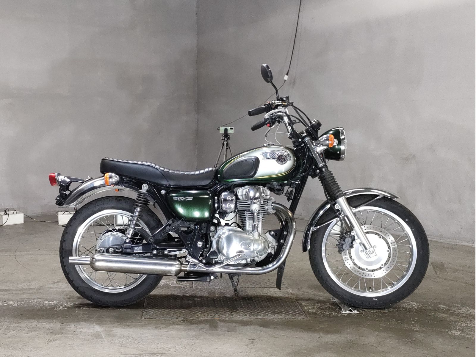 Kawasaki W800 2011