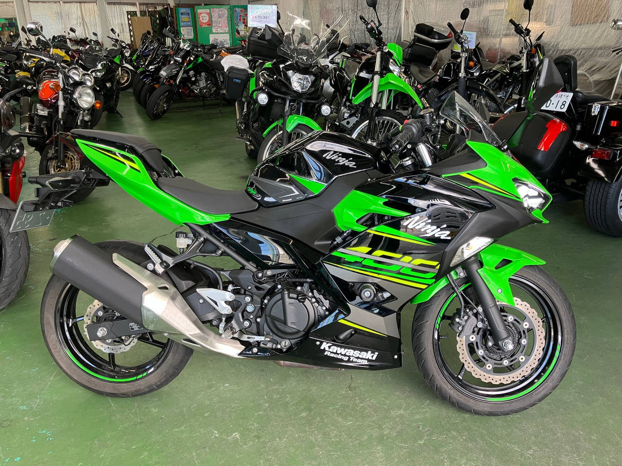 Kawasaki NINJA400 2019