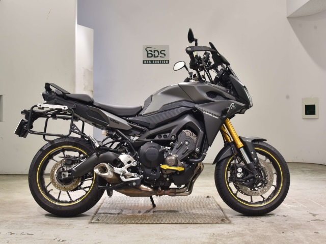Yamaha MT-09 TRACER 2015