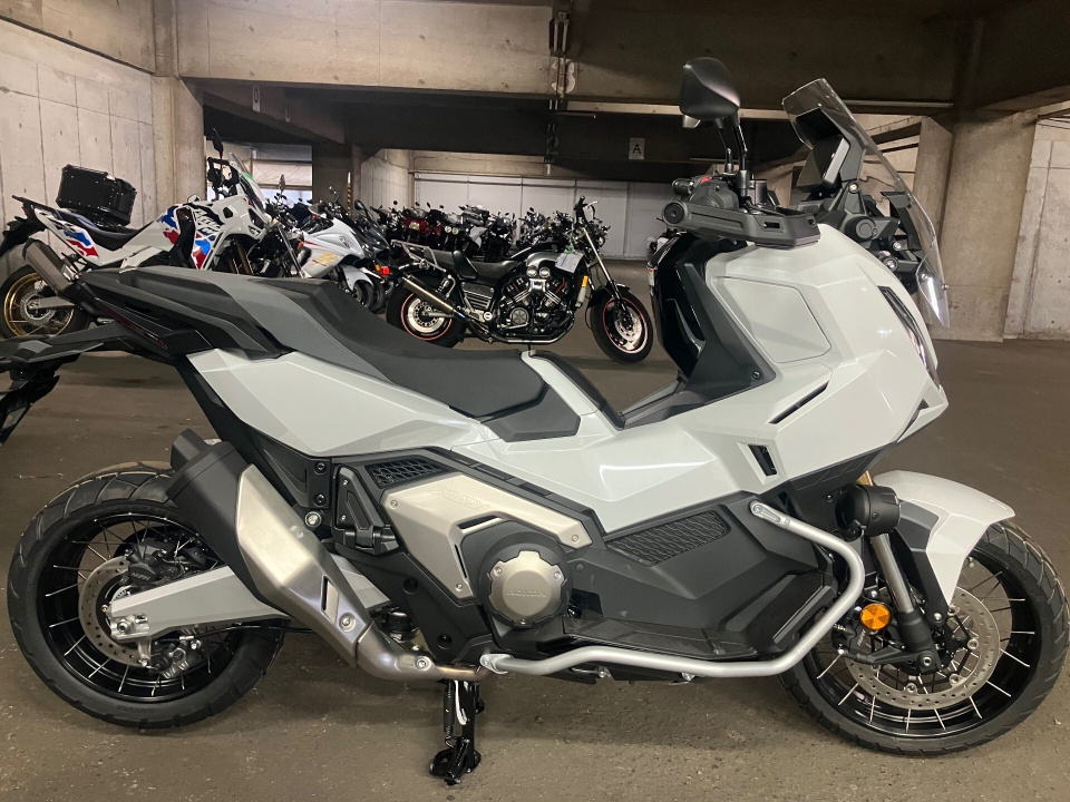Honda X-ADV750 2025