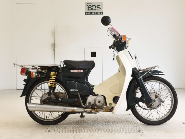 Honda C90 2002