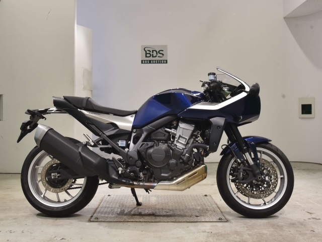 Honda HAWK11 2022