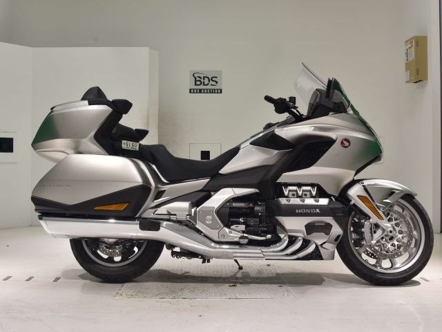 Honda GL1800 TOUR D 2024
