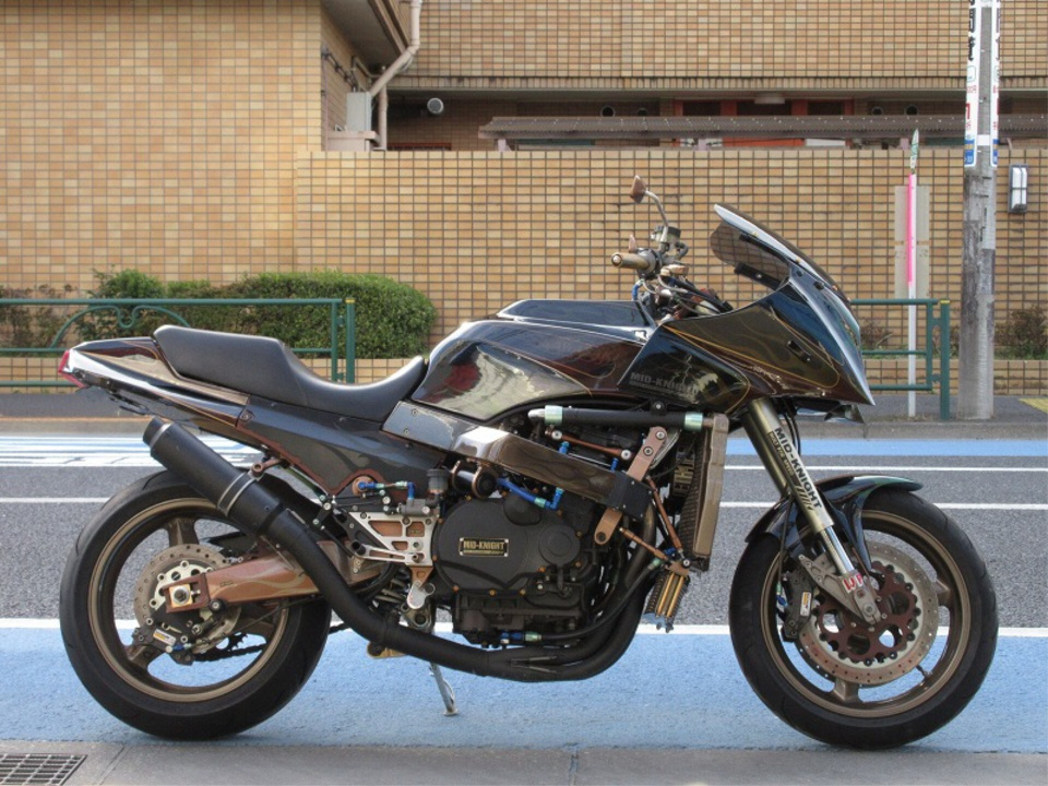 Kawasaki GPZ900R 1990