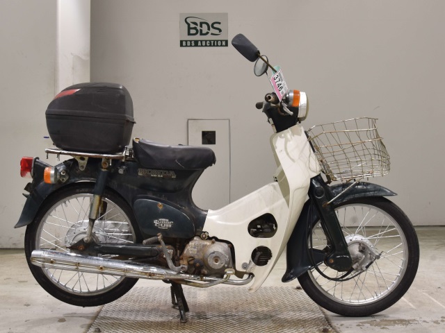 Honda C50 2000