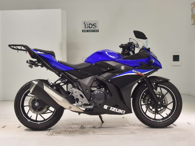 Suzuki GSX250R