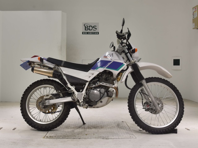 Yamaha SEROW XT225 1993