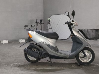 Honda DIO 2000