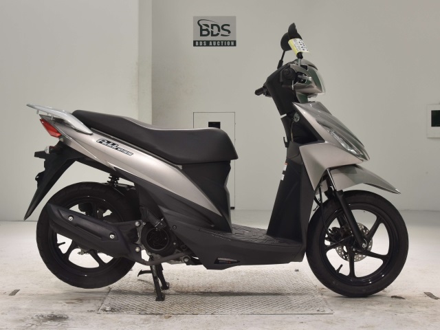 Suzuki ADDRESS V110