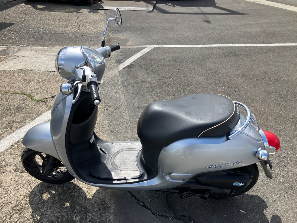 Honda GIORNO 2011