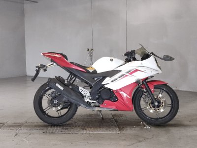 Yamaha YZF-R15 2013