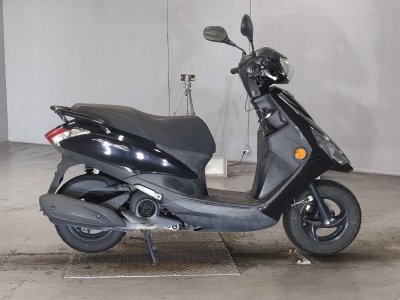 Yamaha AXIS Z 2022