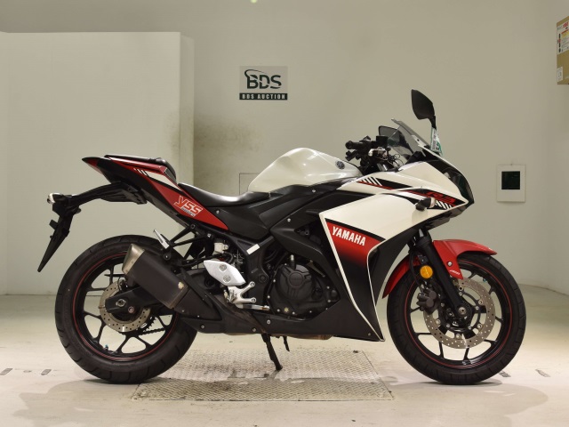 Yamaha YZF-R3 2016