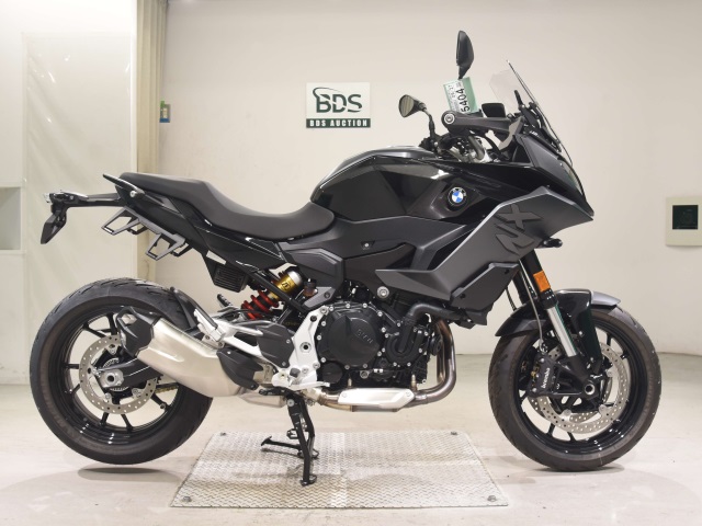 BMW F900XR 2024