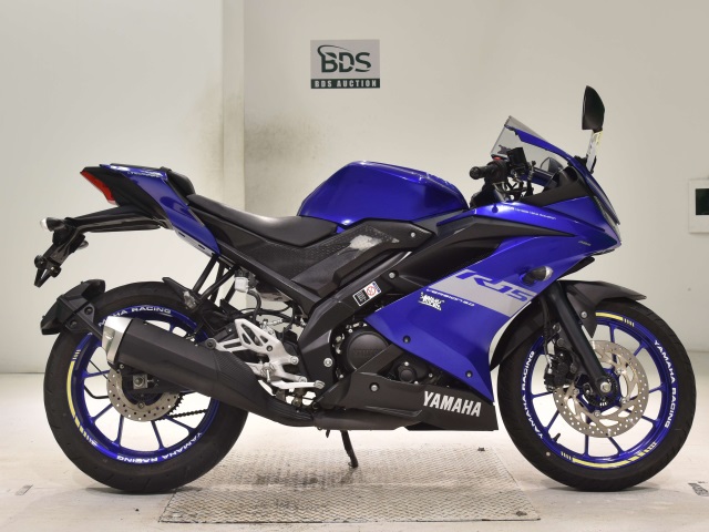 Yamaha YZF-R15 2021