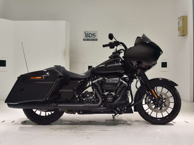 HD ROAD GLIDE FLTRXS1750 2017