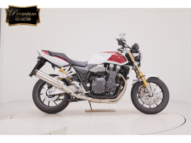 Honda CB1300SF 2025
